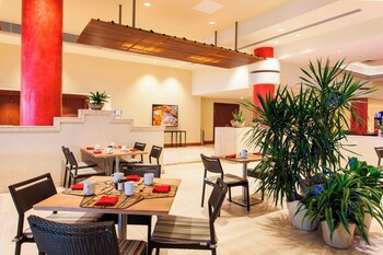 Courtyard By Marriott Isla Verde Beach Resort