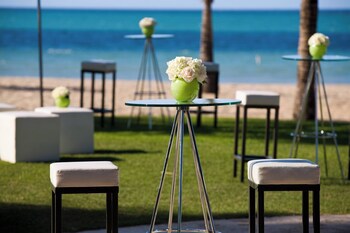 Courtyard By Marriott Isla Verde Beach Resort