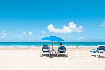 Courtyard By Marriott Isla Verde Beach Resort