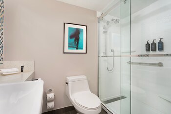 Courtyard By Marriott Isla Verde Beach Resort