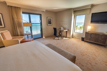 Courtyard By Marriott Isla Verde Beach Resort