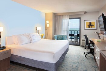 Courtyard By Marriott Isla Verde Beach Resort