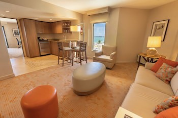 Courtyard By Marriott Isla Verde Beach Resort