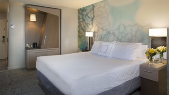 Courtyard By Marriott Isla Verde Beach Resort