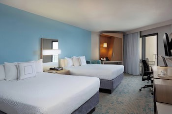 Courtyard By Marriott Isla Verde Beach Resort