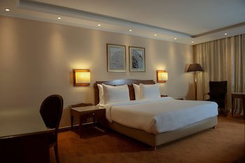 Radisson Blu Martinez Hotel, Beirut