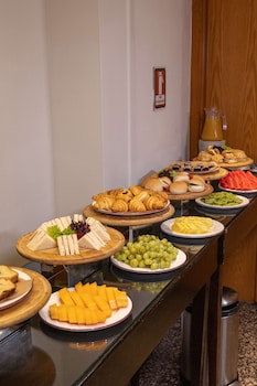 Radisson Blu Martinez Hotel, Beirut