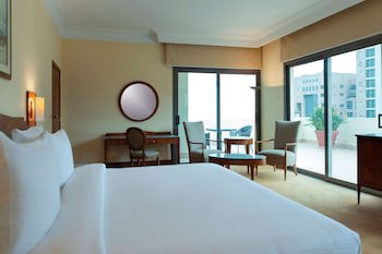 Radisson Blu Martinez Hotel, Beirut