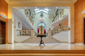 Radisson Blu Martinez Hotel, Beirut