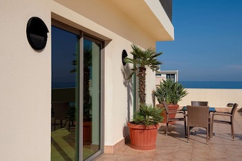 Radisson Blu Martinez Hotel, Beirut