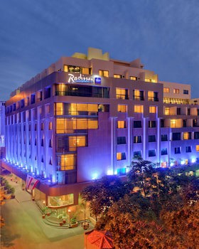 Radisson Blu Martinez Hotel, Beirut