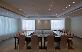 Radisson Blu Martinez Hotel, Beirut