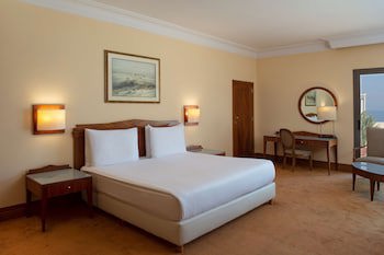 Radisson Blu Martinez Hotel, Beirut