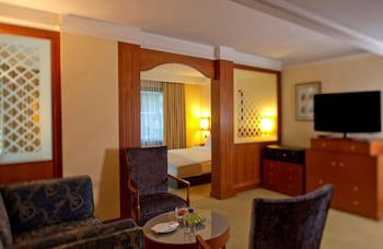 Radisson Blu Martinez Hotel, Beirut
