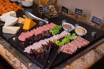 Radisson Blu Martinez Hotel, Beirut