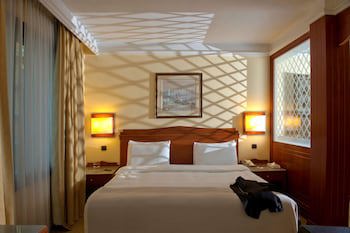 Radisson Blu Martinez Hotel, Beirut