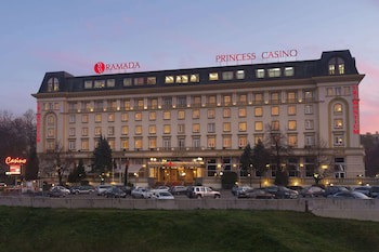 Ramada By Wyndham Plovdiv Trimontium