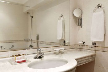 Ramada By Wyndham Plovdiv Trimontium