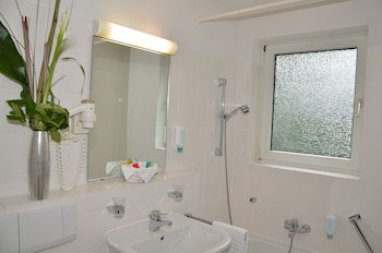 Concorde Hotel Viktoria galeri fotoğrafı