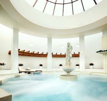 The Ritz-Carlton, Bahrain