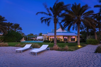 The Ritz-Carlton, Bahrain