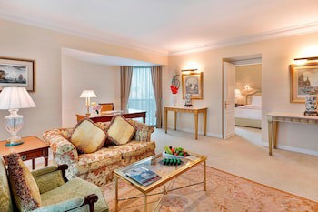 The Ritz-Carlton, Bahrain