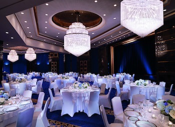 The Ritz-Carlton, Bahrain