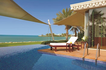 The Ritz-Carlton, Bahrain