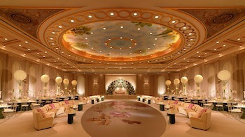 The Ritz-Carlton, Bahrain