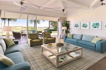 The Ritz-Carlton, Bahrain