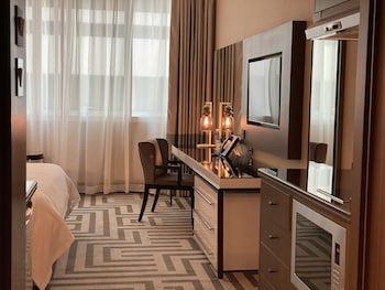 Al Maha Arjaan By Rotana