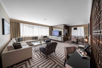 Al Maha Arjaan By Rotana