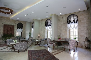 Grand Kadri Hotel