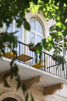 Grand Kadri Hotel