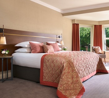 Tulfarris Hotel & Golf Resort