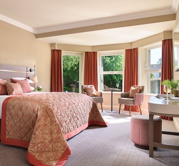 Tulfarris Hotel & Golf Resort