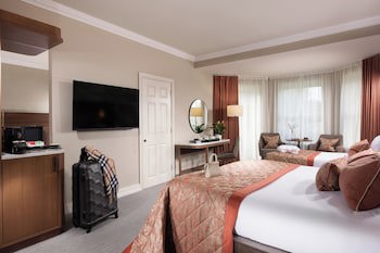 Tulfarris Hotel & Golf Resort