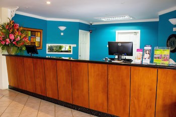 Bay Gardens Inn