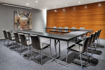 Ac Hotel Badajoz By Marriott