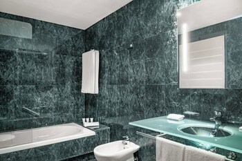 Ac Hotel Badajoz By Marriott