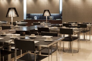 Ac Hotel Badajoz By Marriott