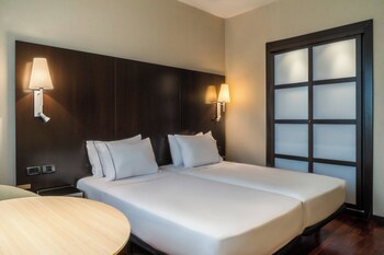Ac Hotel Valencia By Marriott