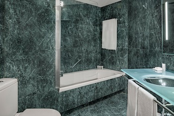 Ac Hotel Valencia By Marriott