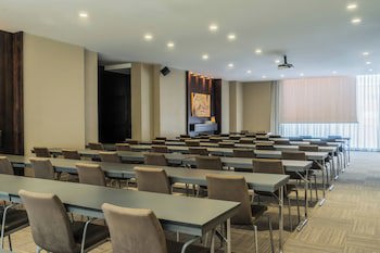 Ac Hotel Valencia By Marriott
