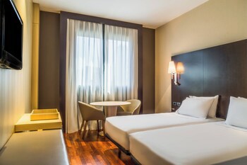 Ac Hotel Valencia By Marriott