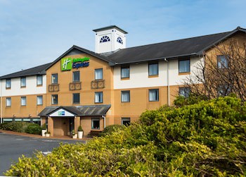 Holiday Inn Express Swansea - East, An Ihg Hotel