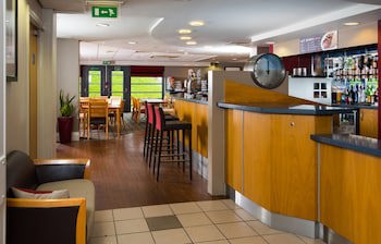 Holiday Inn Express Swansea - East, An Ihg Hotel
