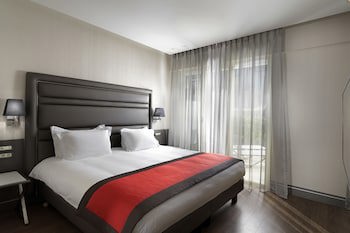 Holiday Suites galeri fotoğrafı