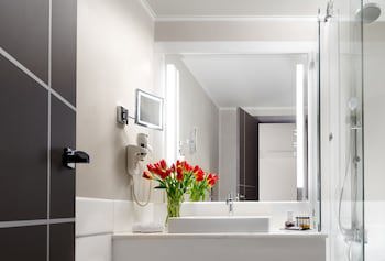 Holiday Suites galeri fotoğrafı