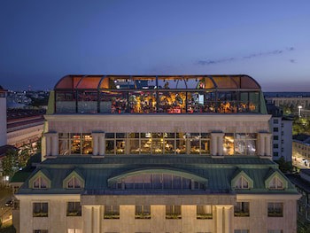 Radisson Blu Leogrand Hotel